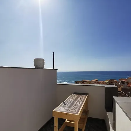 Idda, Vista Mozzafiato E Mare Dentro Casa * Cefalù