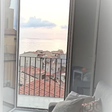 Idda, Vista Mozzafiato E Mare Dentro Casa * Cefalù